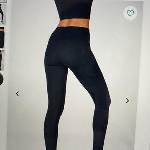 Fabletics high waisted ultra luxe ruffle leggings
